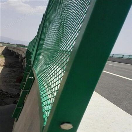 桥上钢板网围栏 高速桥梁上防抛网护栏