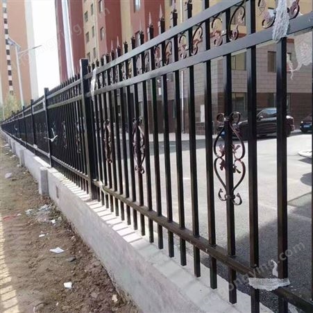 镀锌方管护栏安装 北京铁艺护栏厂家定制