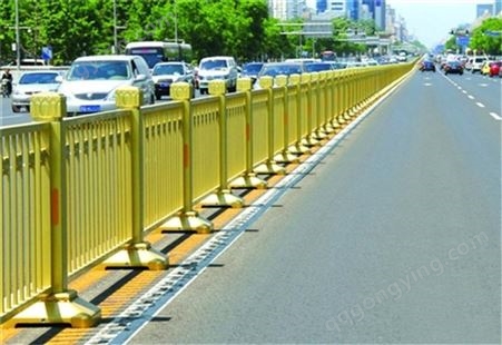 市政护栏 定制道路 非机动车防撞栏加厚款 公路黄金护栏网
